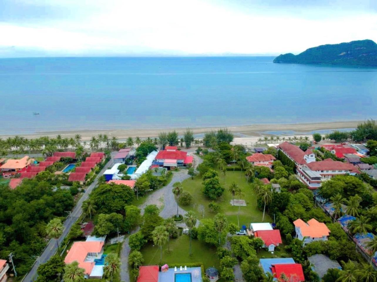 Baan Golden Resort & Residences Sam Roi Yot Exteriér fotografie