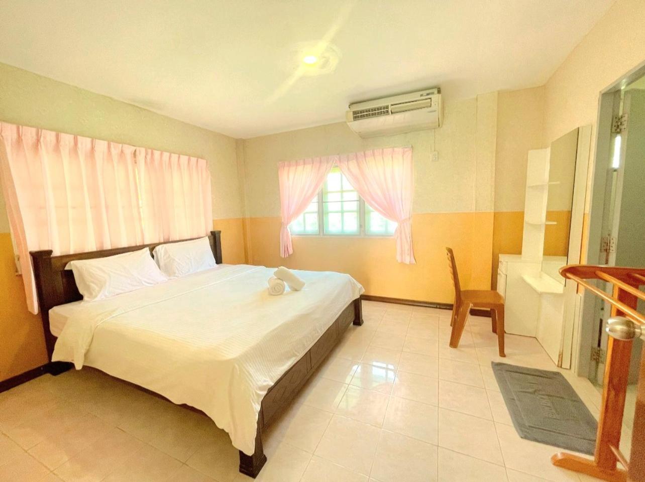 Baan Golden Resort & Residences Sam Roi Yot Exteriér fotografie